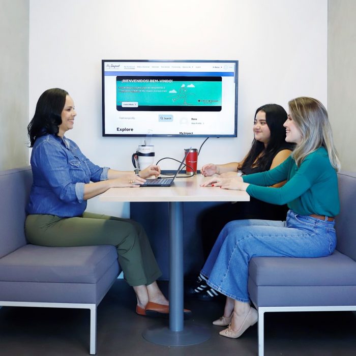 Meninas-no-WorkCafe